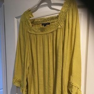 Zac & Rachel woman size 2x shirt